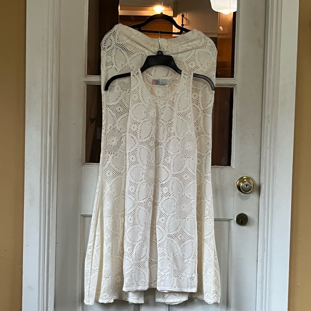 Elegant White Lace Dress